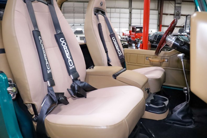 Custom 1995 Jeep Wrangler