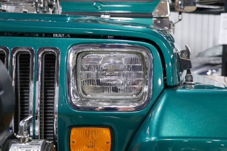 Custom 1995 Jeep Wrangler