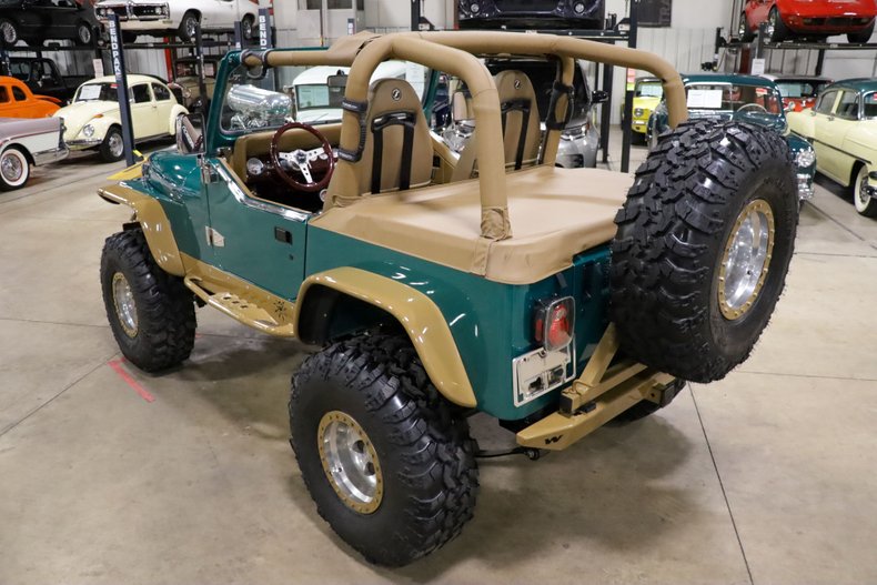 Custom 1995 Jeep Wrangler