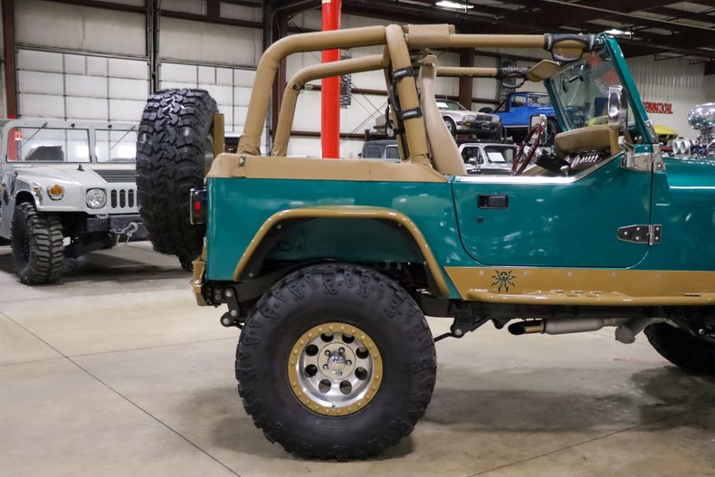 Custom 1995 Jeep Wrangler