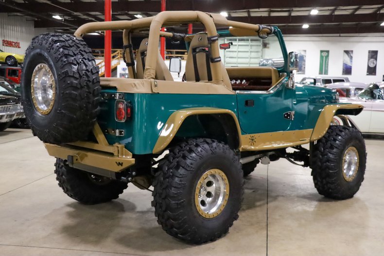 Custom 1995 Jeep Wrangler