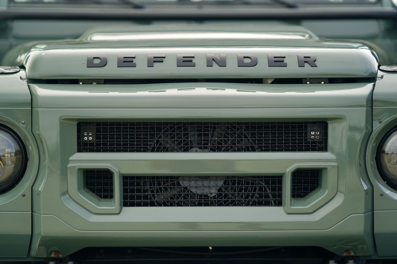 2021 Land Rover Defender 110 Soft Top