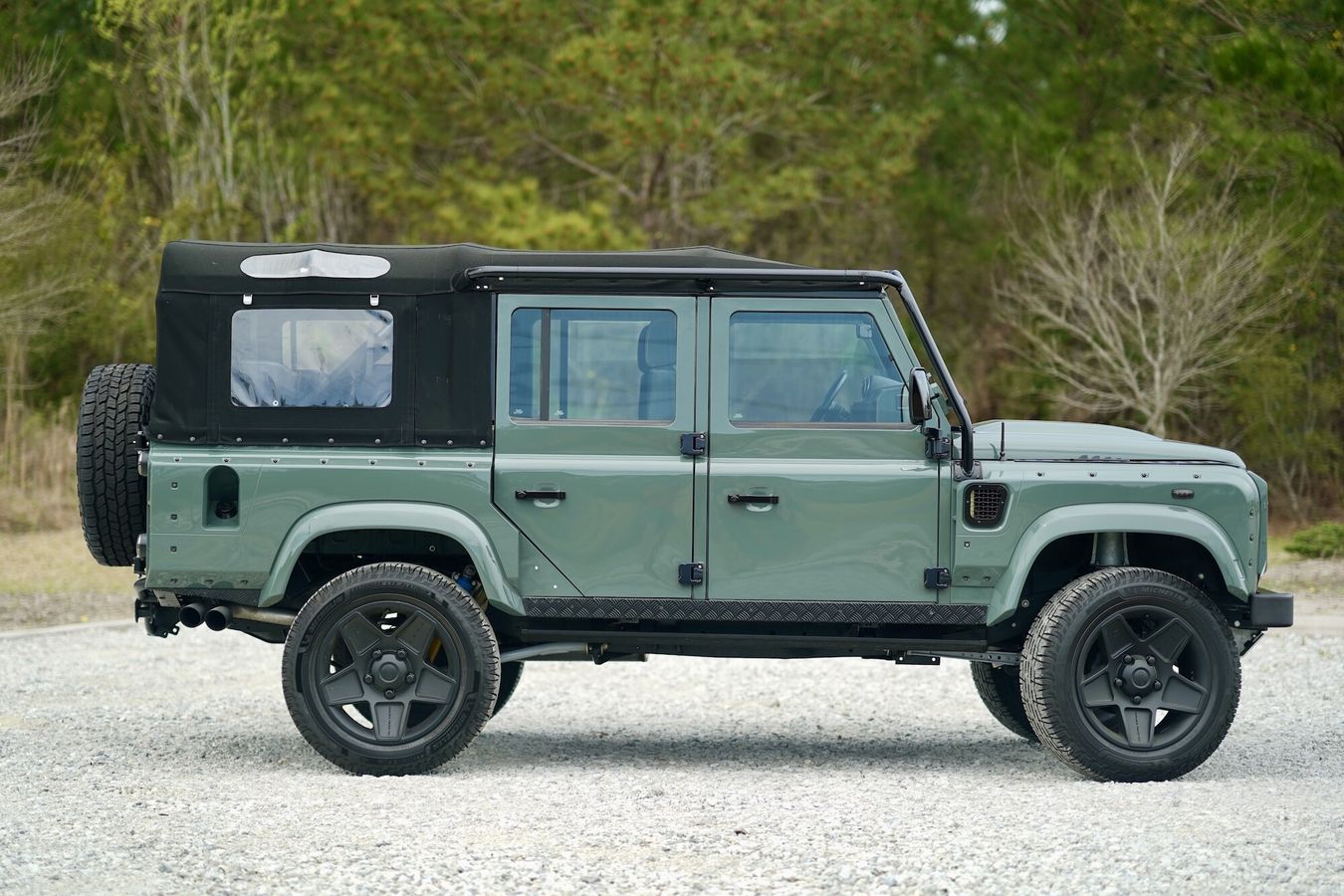 2021 Land Rover Defender 110 Soft Top