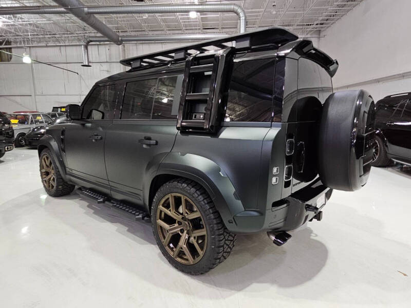 2025 Land Rover Defender 110 V8 Urban Widetrack - 4