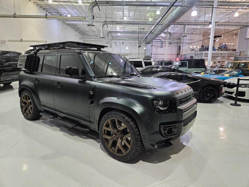 2025 Land Rover Defender 110 V8 Urban Widetrack