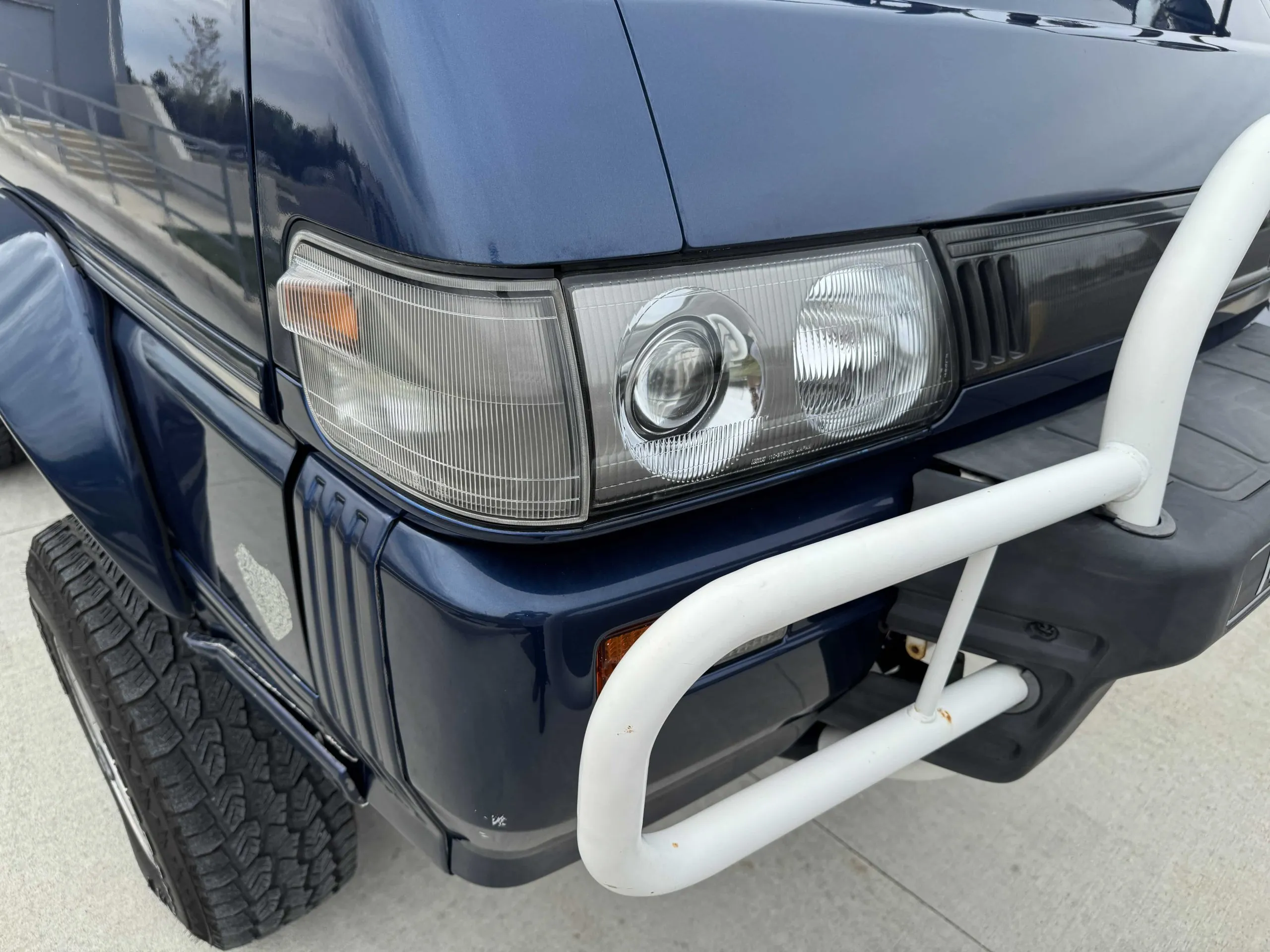 Lifted 1993 Mitsubishi Delica L300