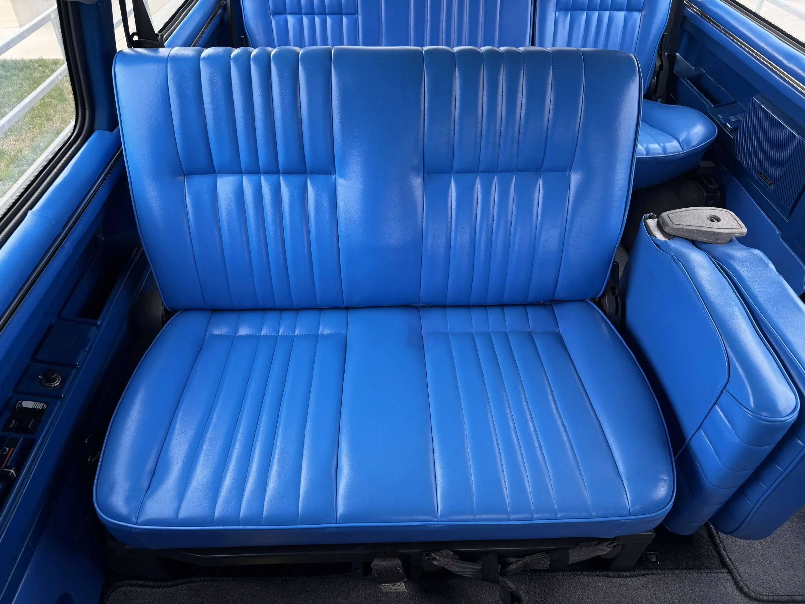 Lifted 1993 Mitsubishi Delica L300