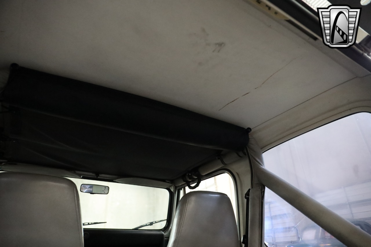 1988 Jeep Wrangler YJ