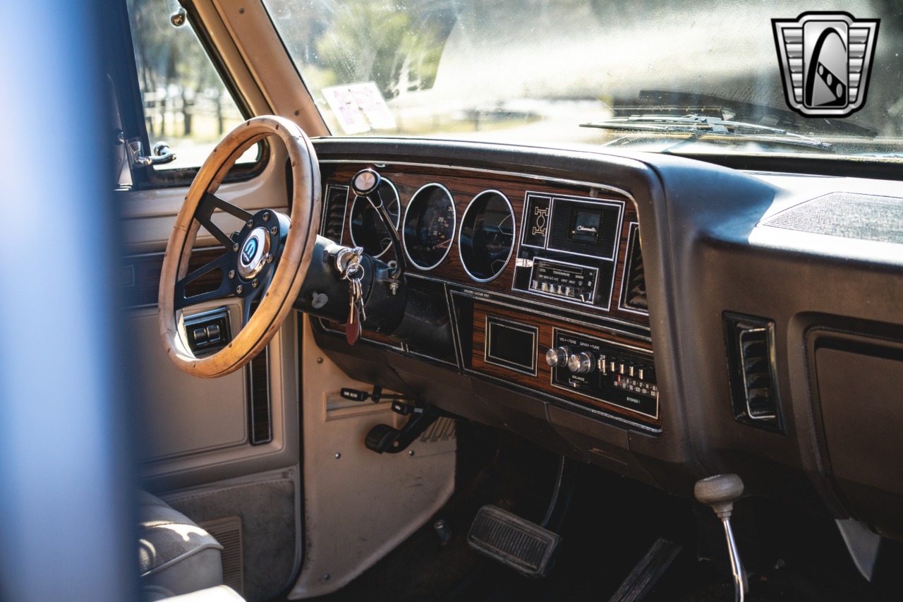 1983 Dodge Ramcharger SE Prospector