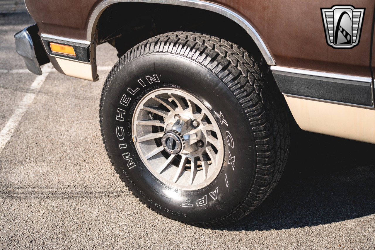 1983 Dodge Ramcharger SE Prospector