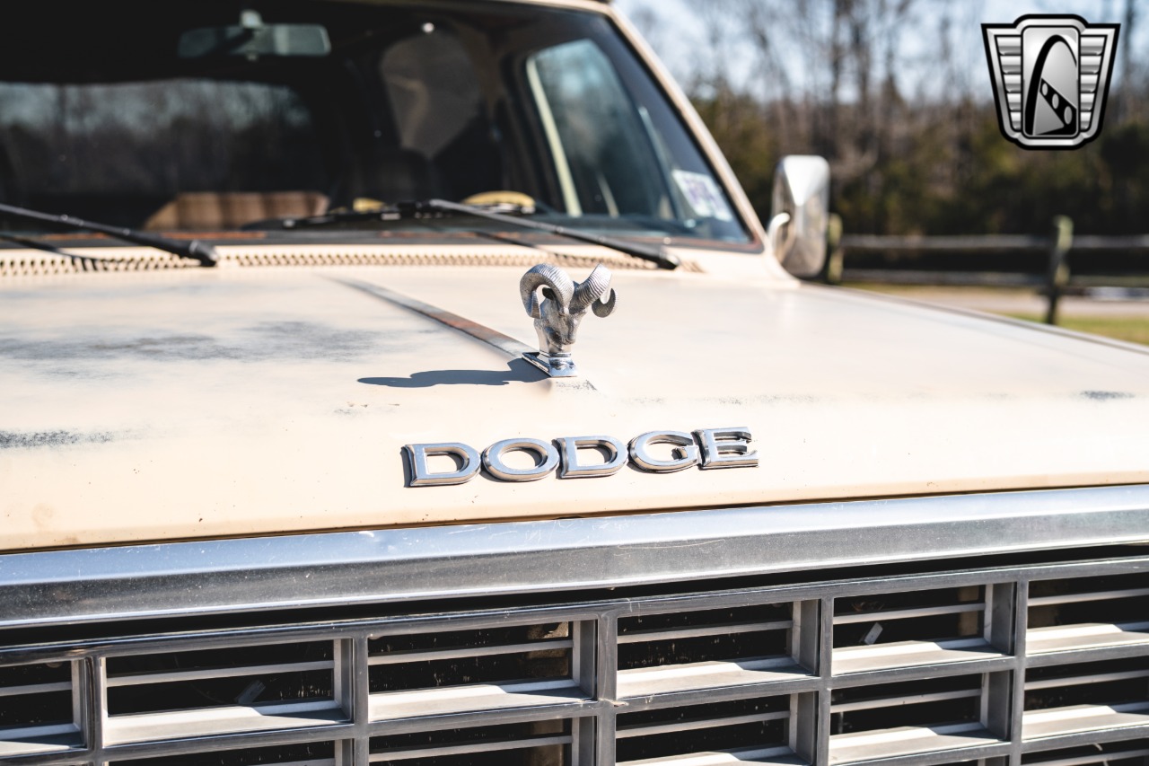 1983 Dodge Ramcharger SE Prospector