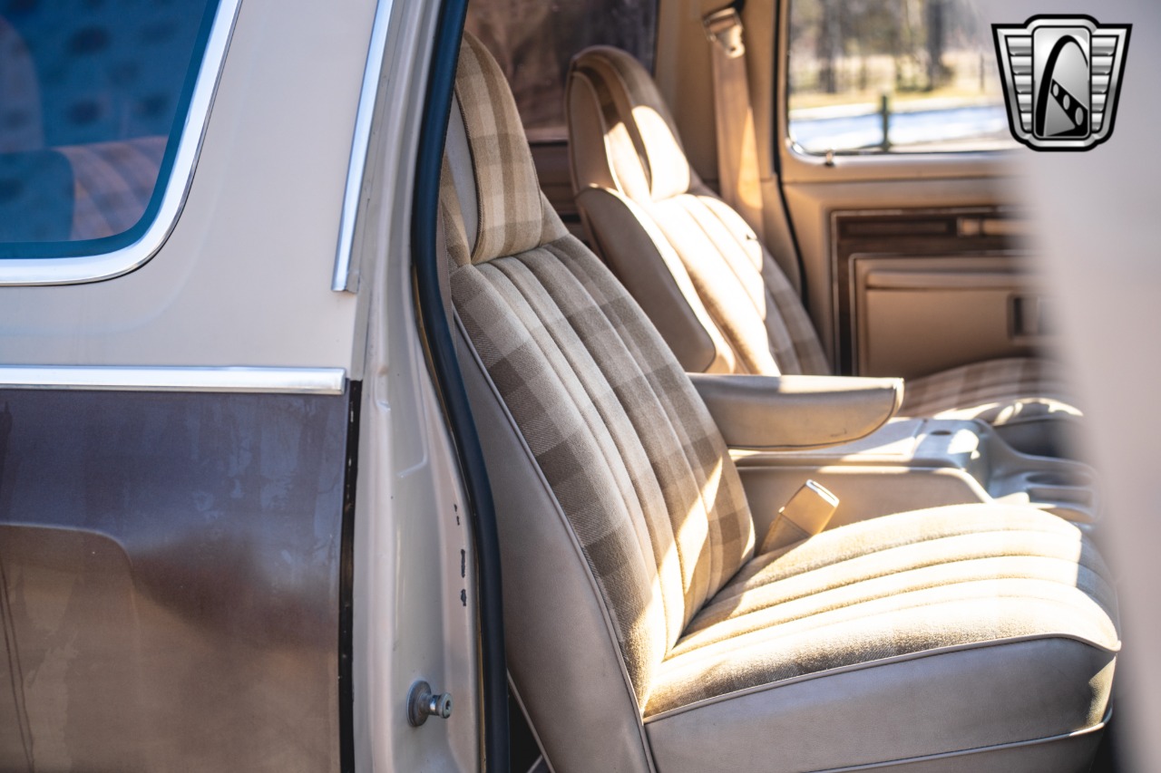 1983 Dodge Ramcharger SE Prospector