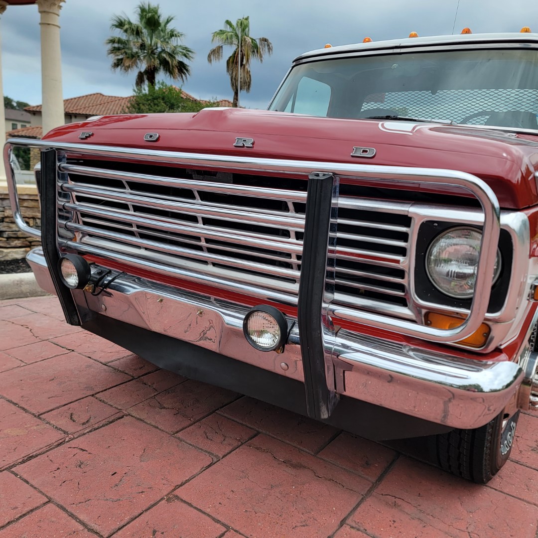 1969 Ford F-350 Hauler