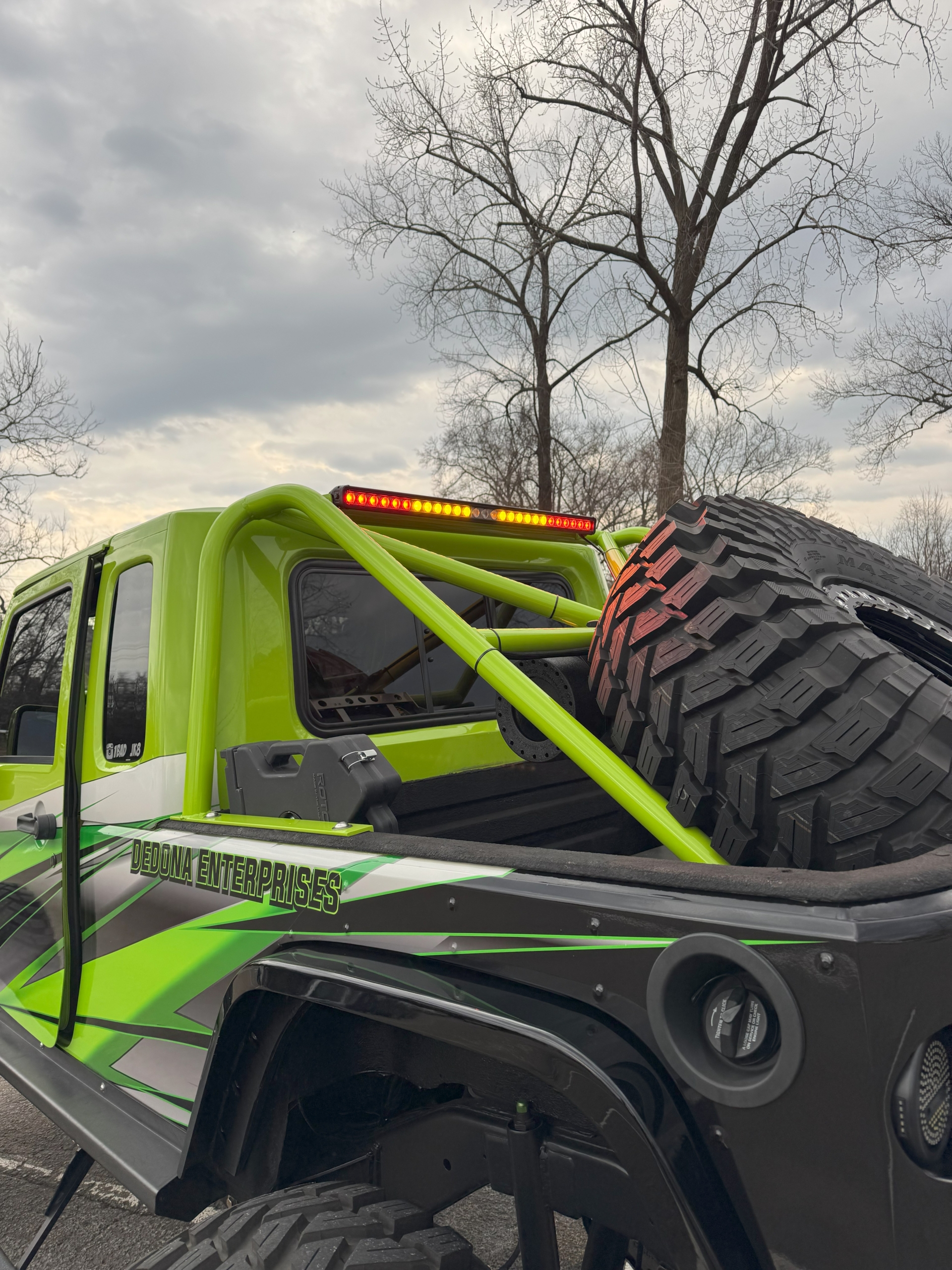 Heavily-Modified 2013 Jeep Wrangler JK8 Conversion 4×4
