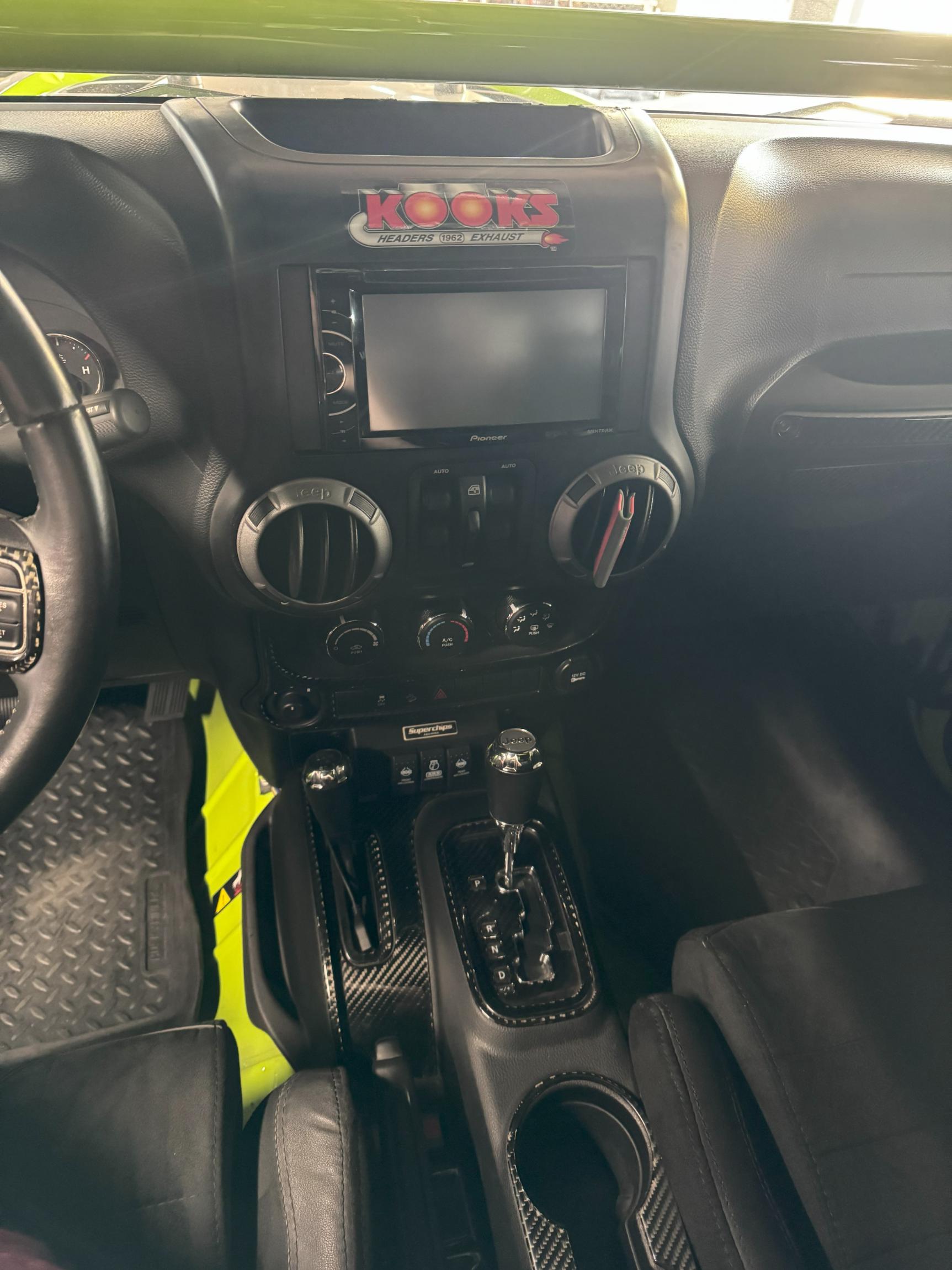 Heavily-Modified 2013 Jeep Wrangler JK8 Conversion 4×4