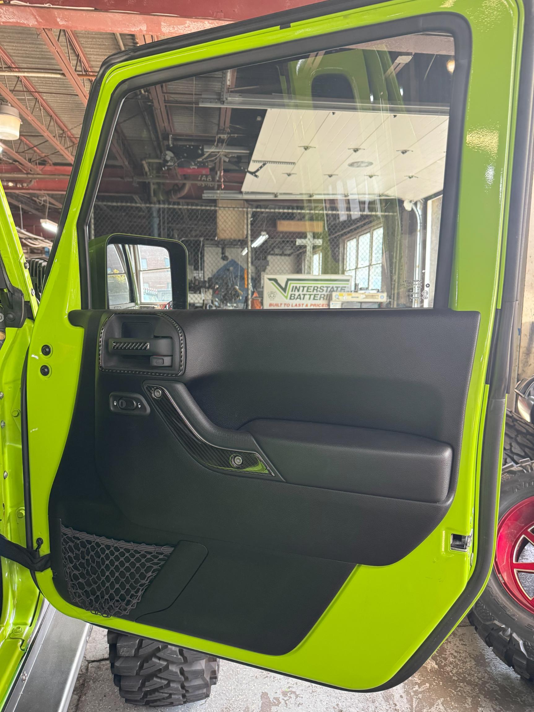 Heavily-Modified 2013 Jeep Wrangler JK8 Conversion 4×4