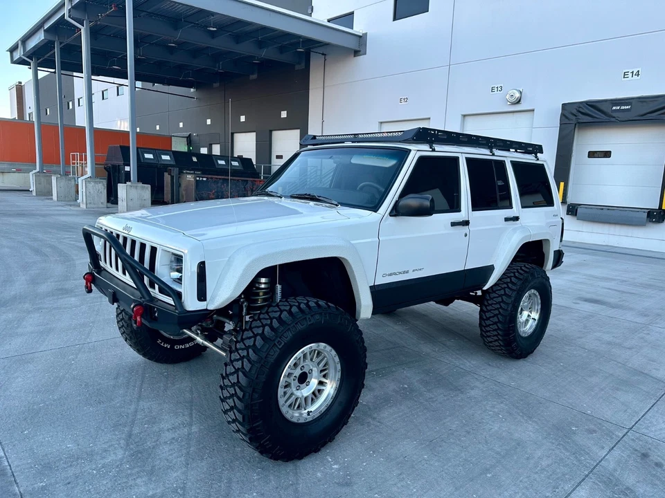 2000 Jeep Cherokee XJ Restomod