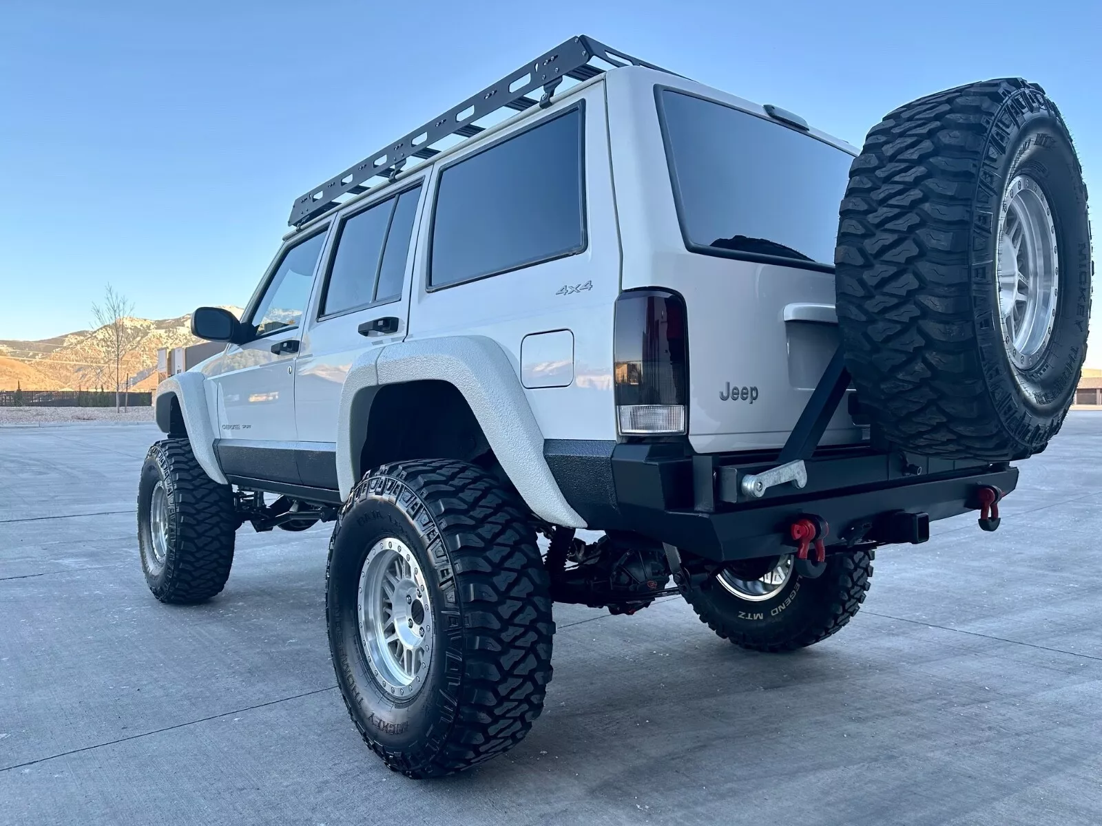 2000 Jeep Cherokee XJ Restomod