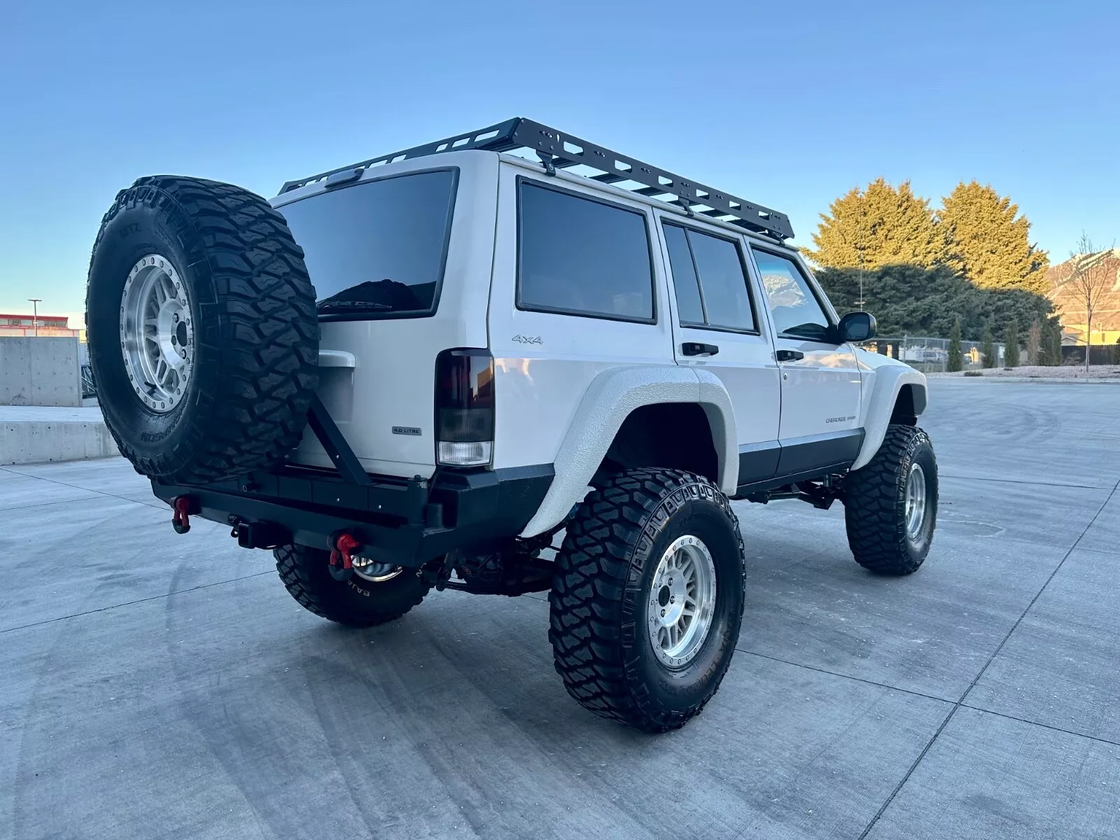 2000 Jeep Cherokee XJ Restomod