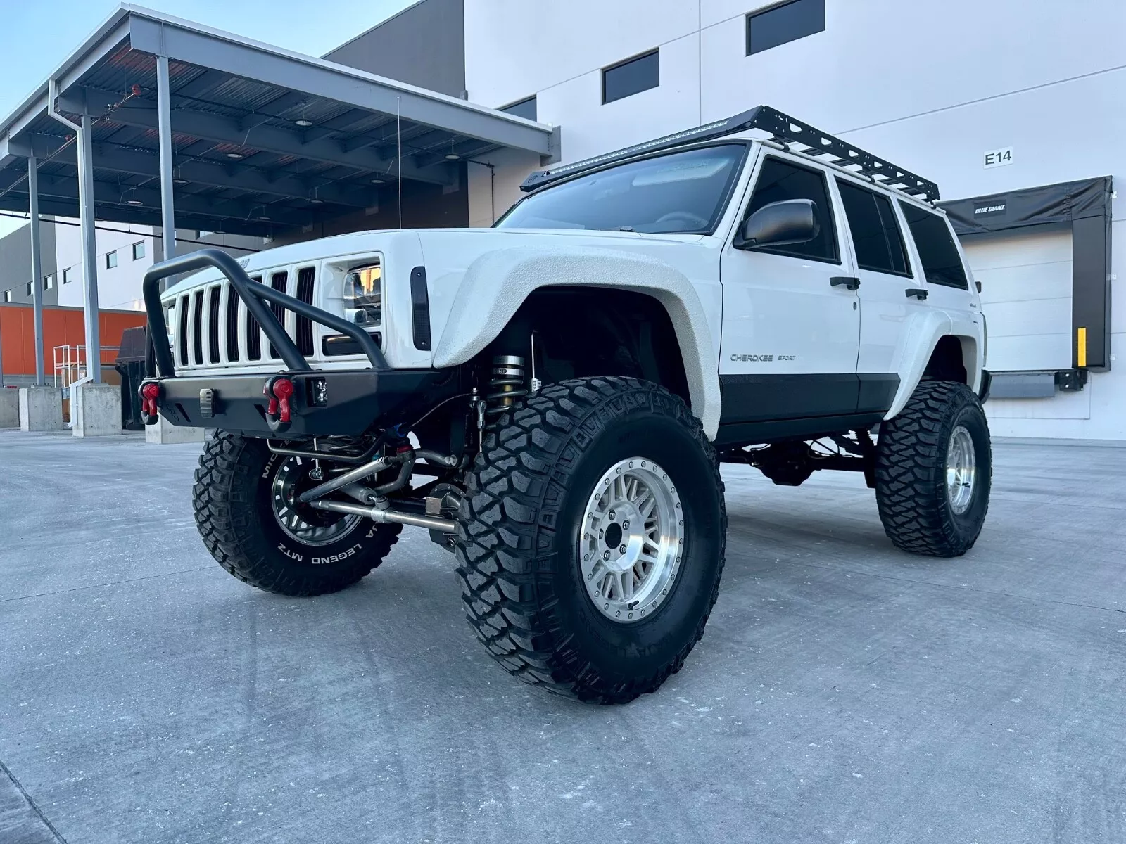 2000 Jeep Cherokee XJ Restomod