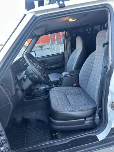 2000 Jeep Cherokee XJ Restomod