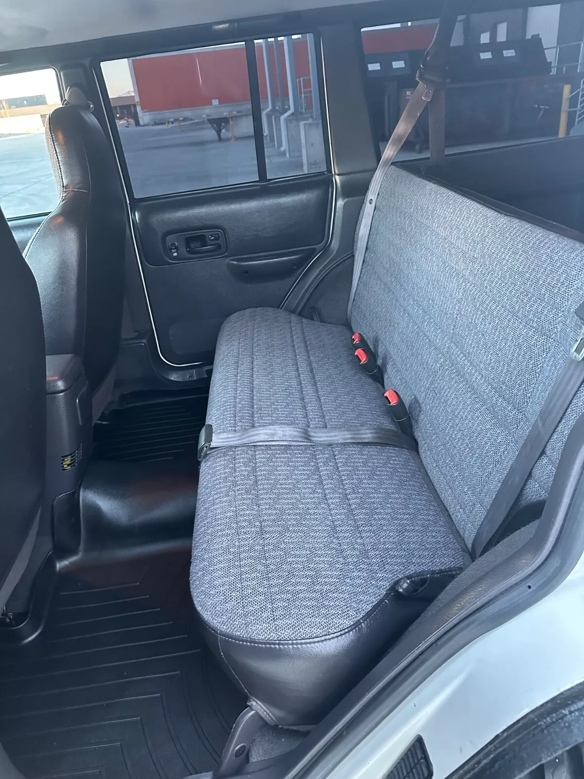 2000 Jeep Cherokee XJ Restomod