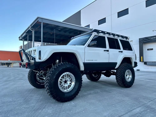 2000 Jeep Cherokee XJ Restomod