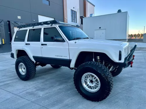 2000 Jeep Cherokee XJ Restomod