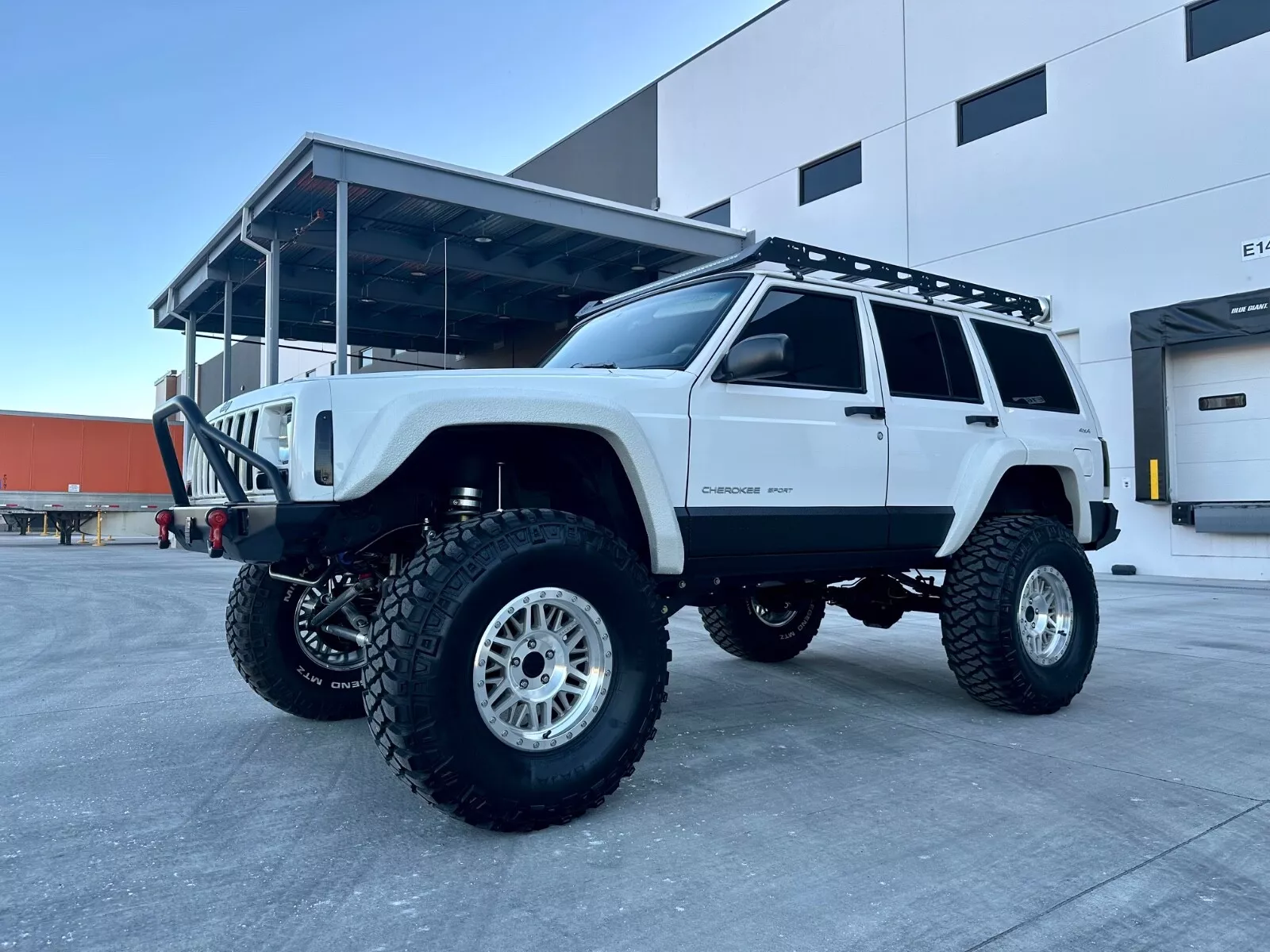 2000 Jeep Cherokee XJ Restomod