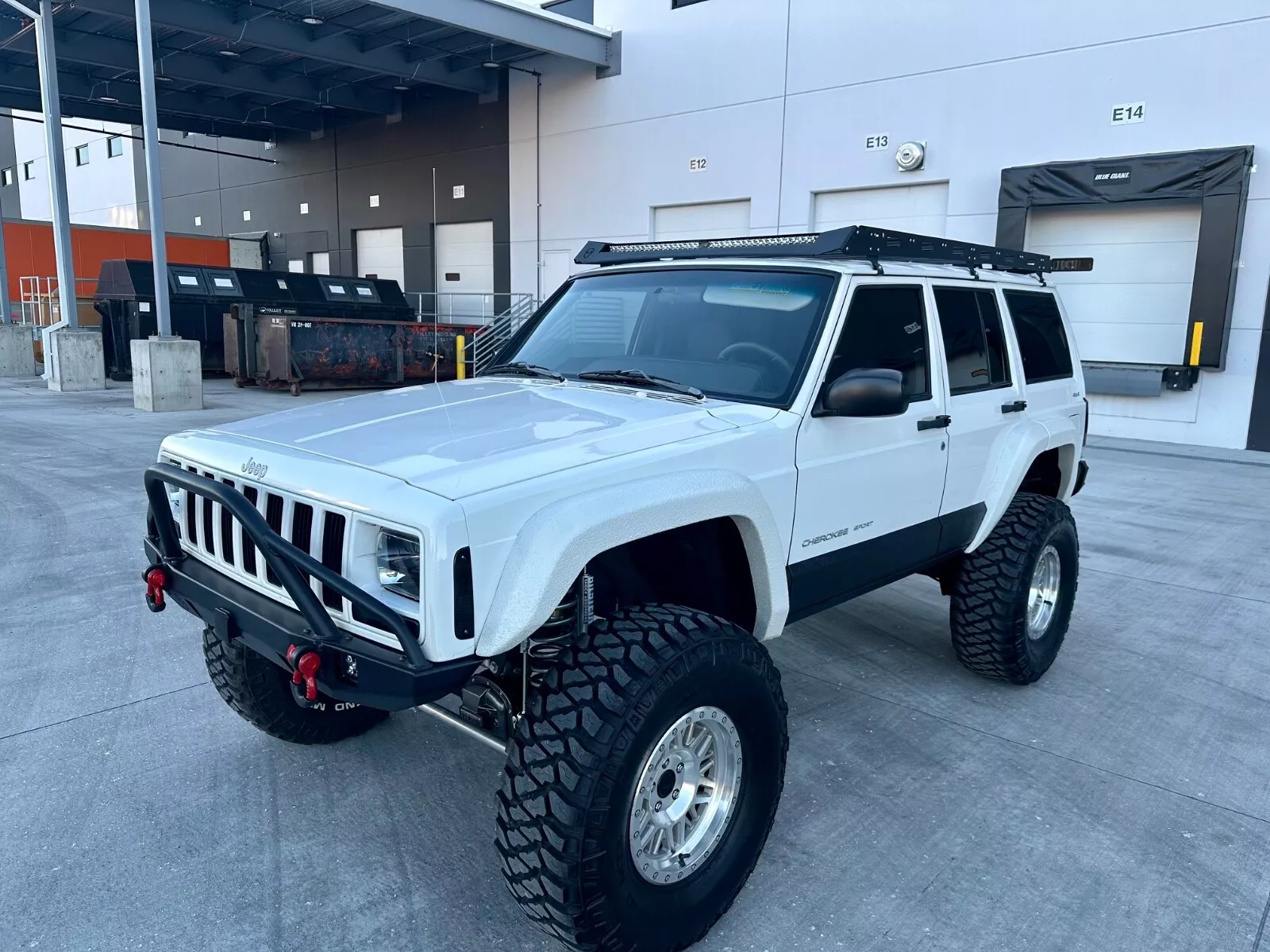 2000 Jeep Cherokee XJ Restomod