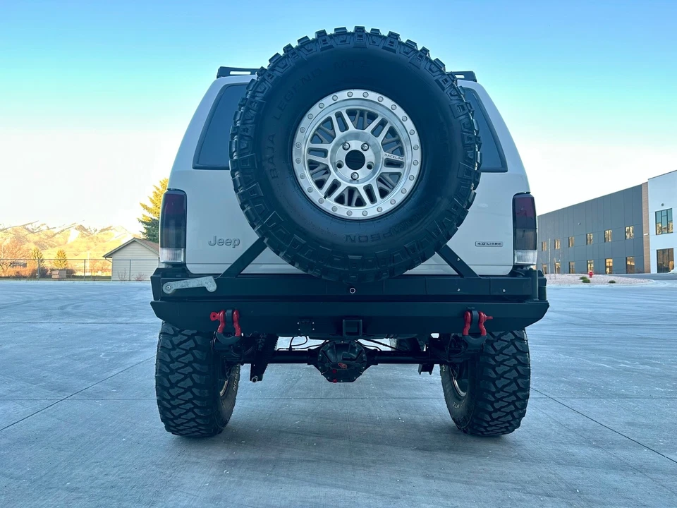 2000 Jeep Cherokee XJ Restomod