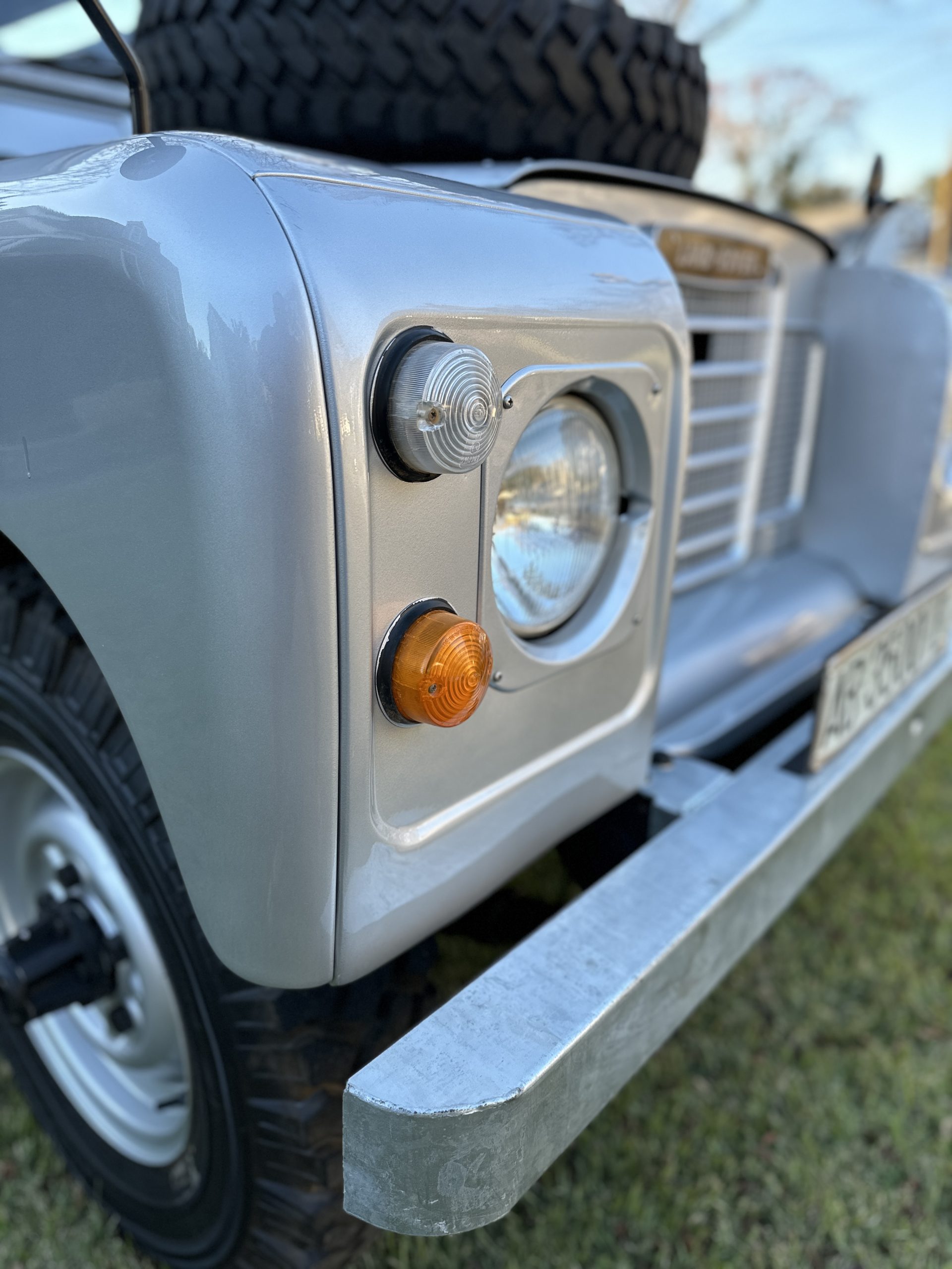 1980 Land Rover Series III 88 Santana - 3