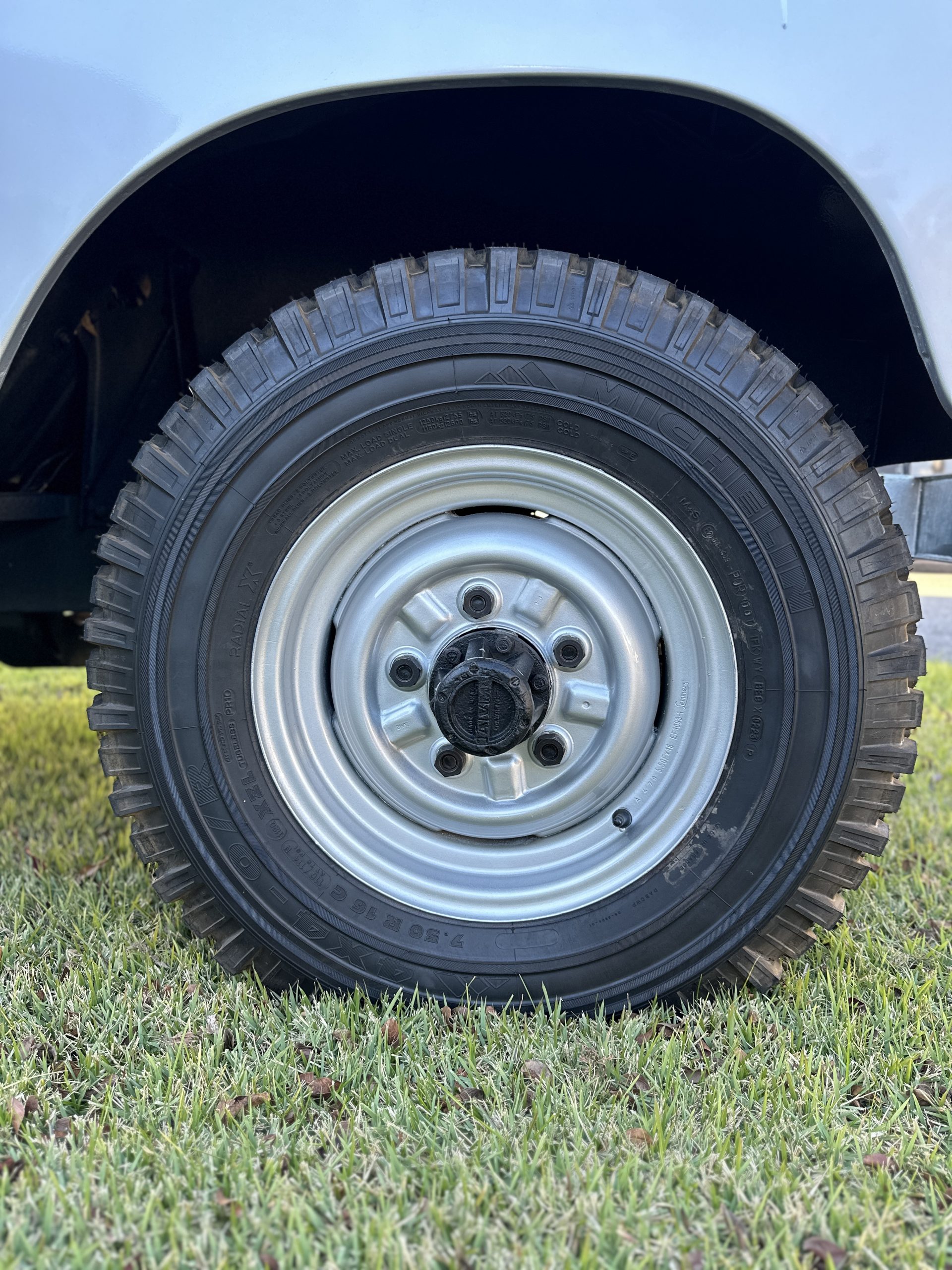 1980 Land Rover Series III 88 Santana