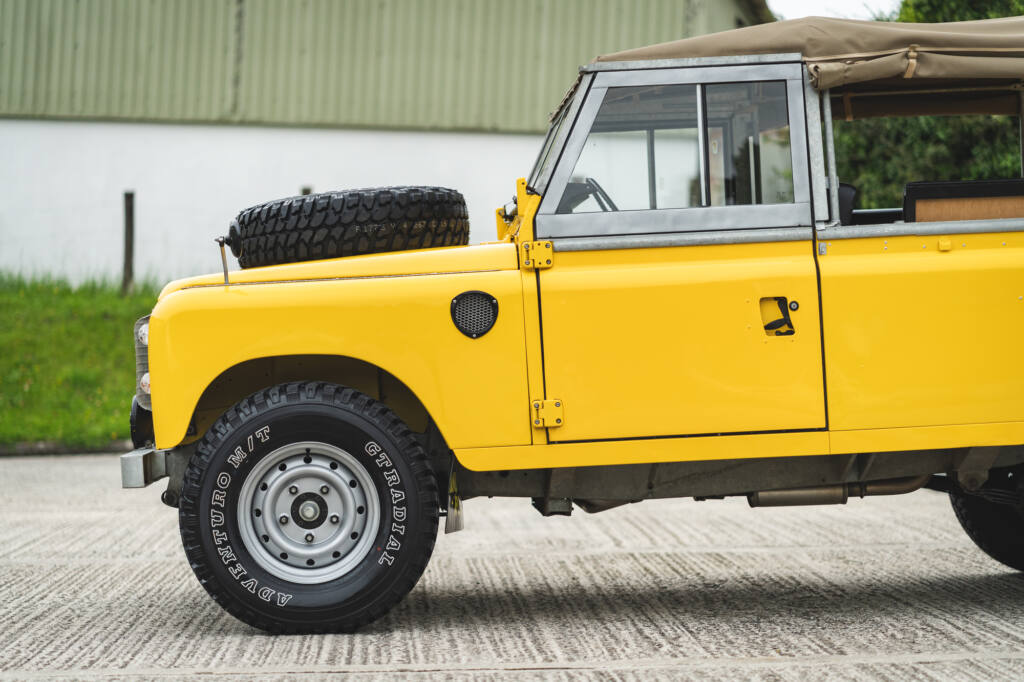 1983 Land Rover Series III 109"