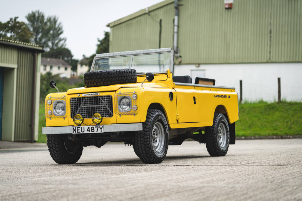 1983 Land Rover Series III 109"
