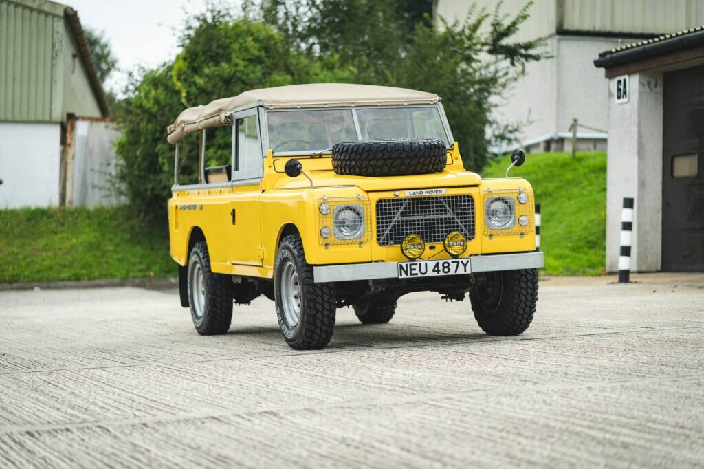 1983 Land Rover Series III 109"