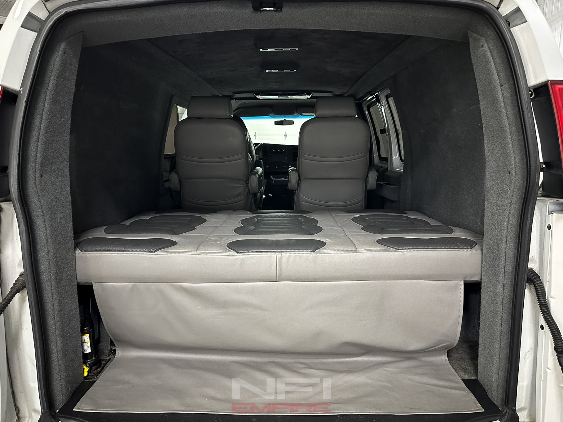 2015 Chevrolet Express 3500 4x4