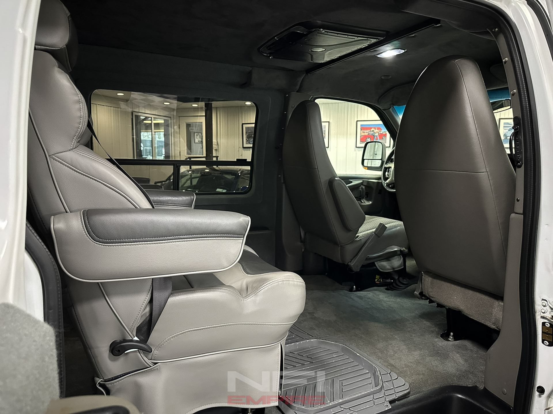 2015 Chevrolet Express 3500 4x4