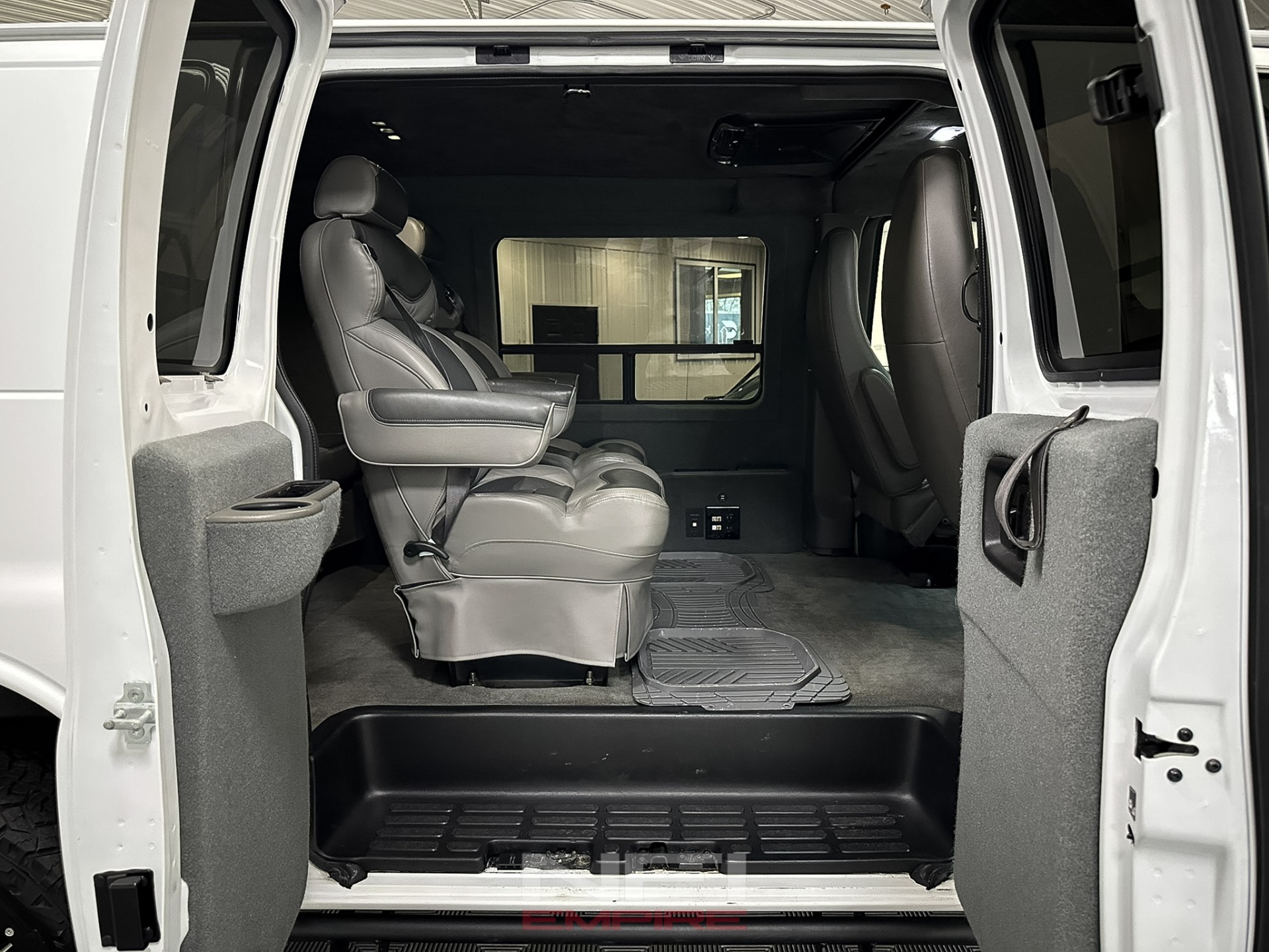 2015 Chevrolet Express 3500 4x4