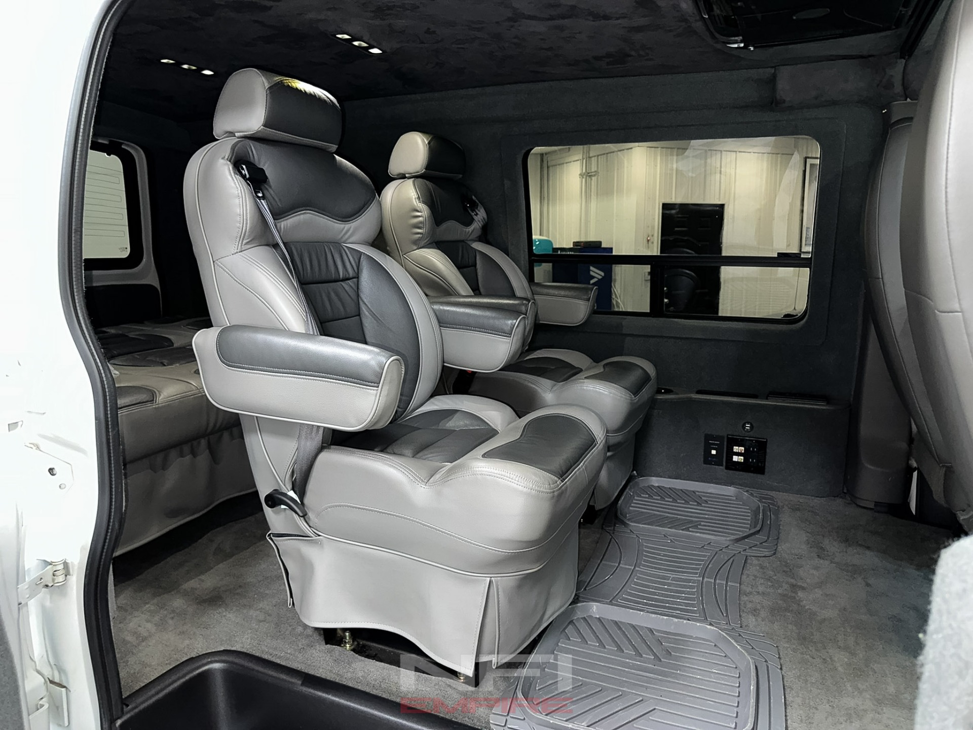 2015 Chevrolet Express 3500 4x4