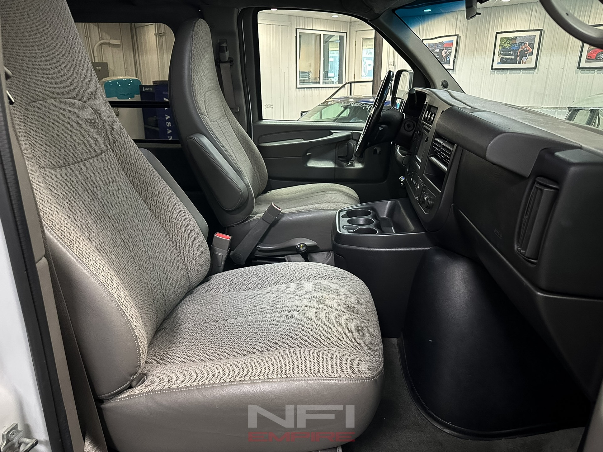 2015 Chevrolet Express 3500 4x4