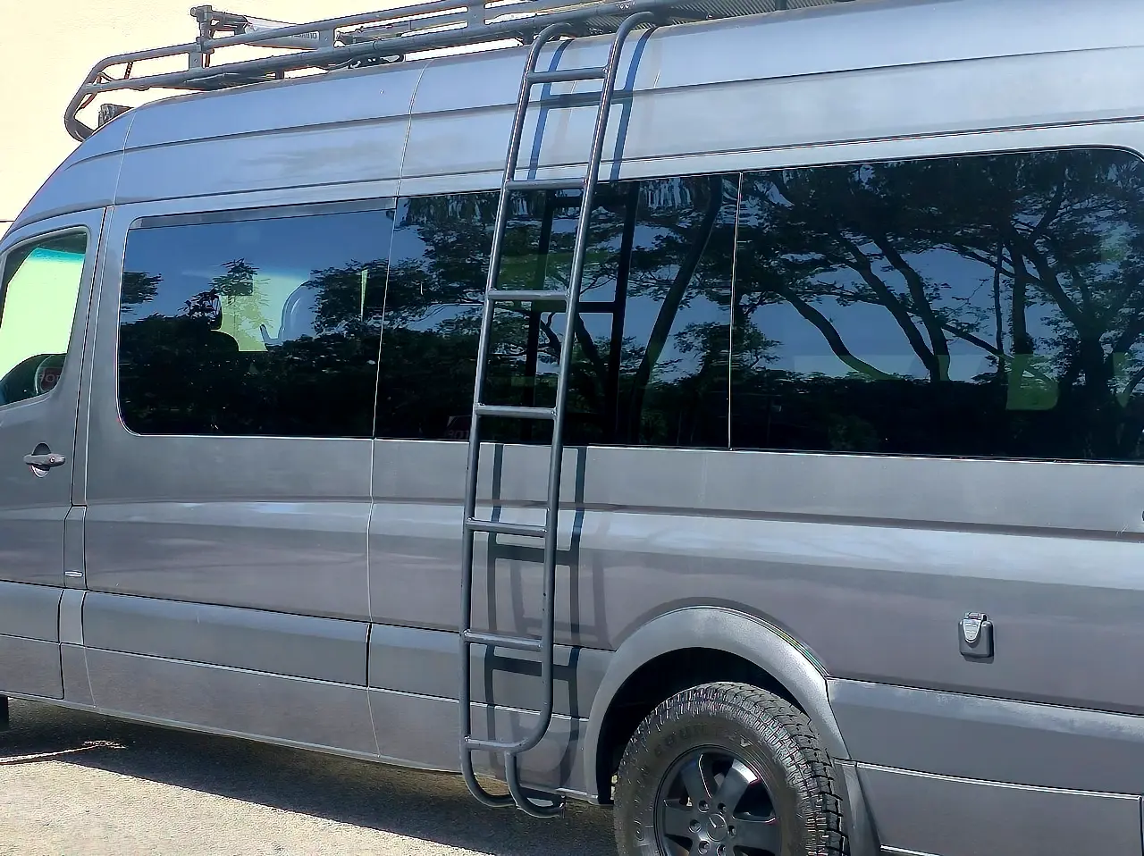 2014 Mercedes-Benz Sprinter 2500 High Roof