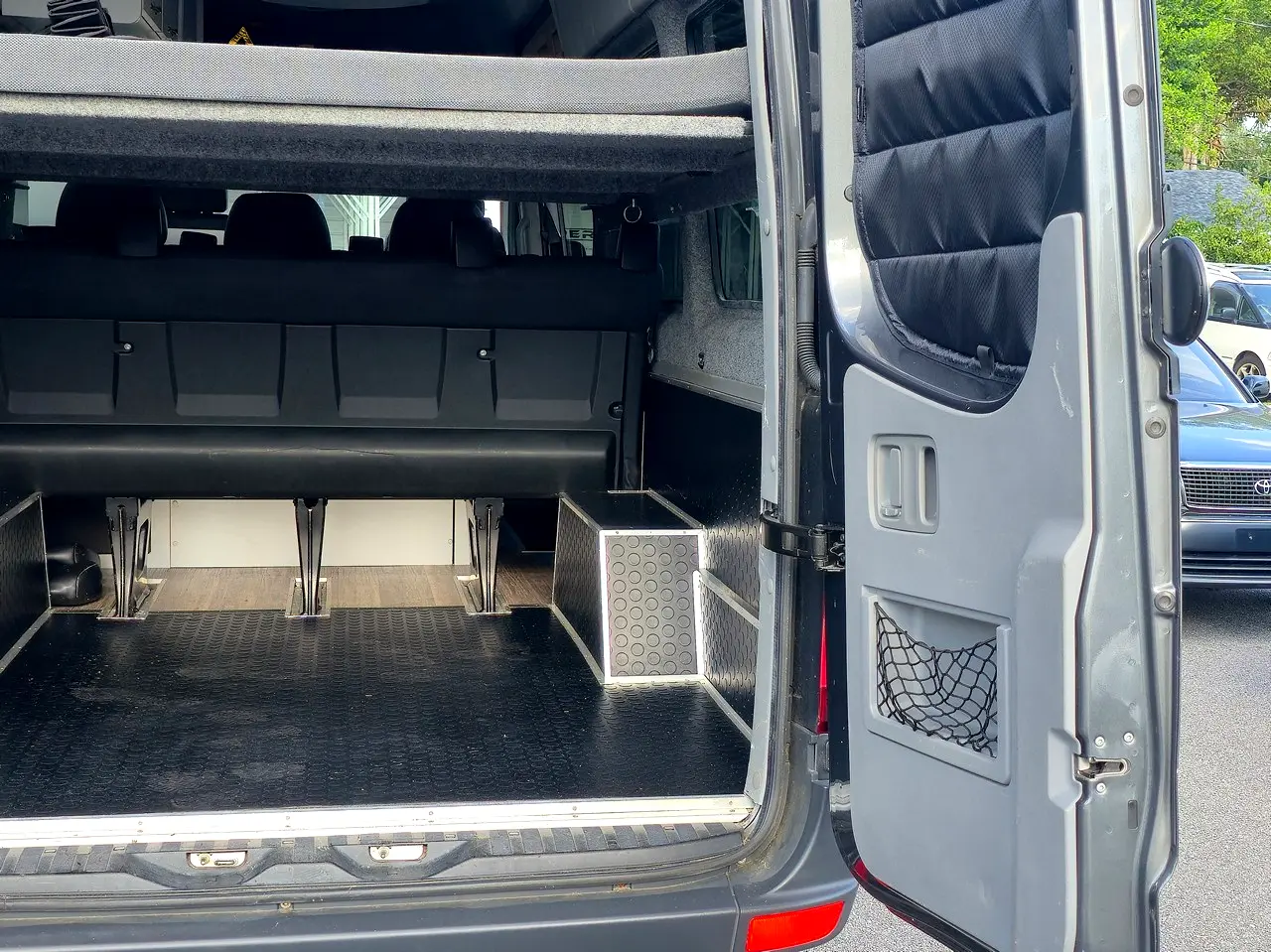 2014 Mercedes-Benz Sprinter 2500 High Roof