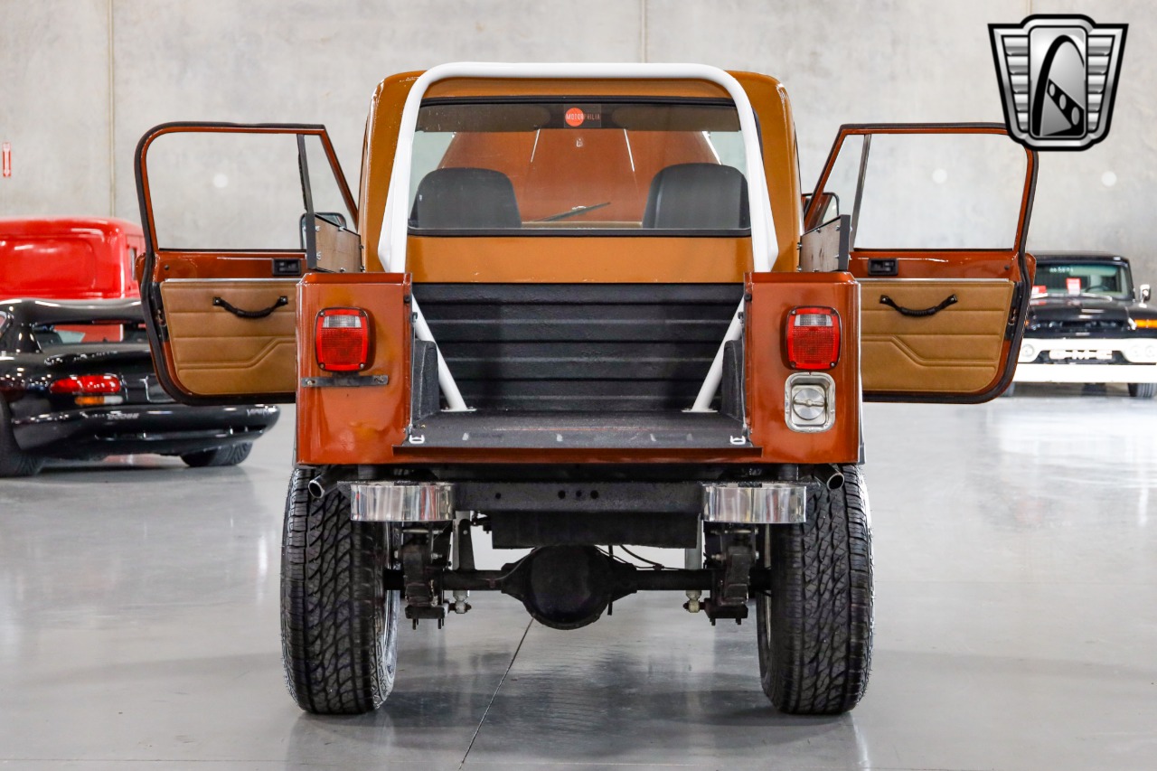 1982 Jeep CJ-8 Scrambler