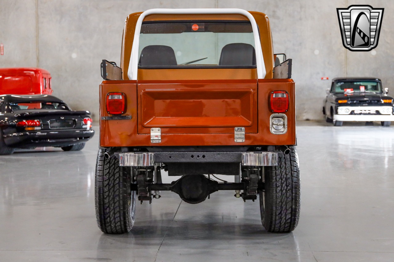 1982 Jeep CJ-8 Scrambler