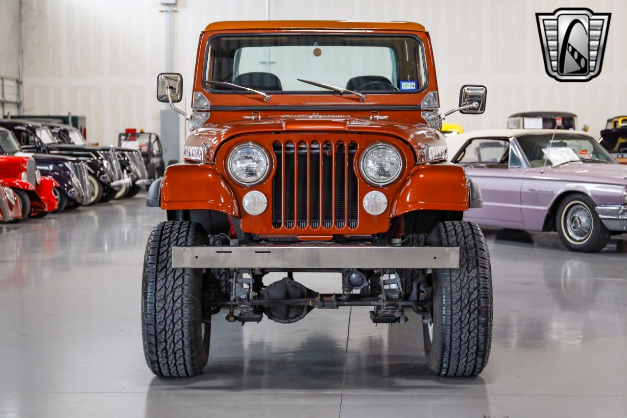 1982 Jeep CJ-8 Scrambler
