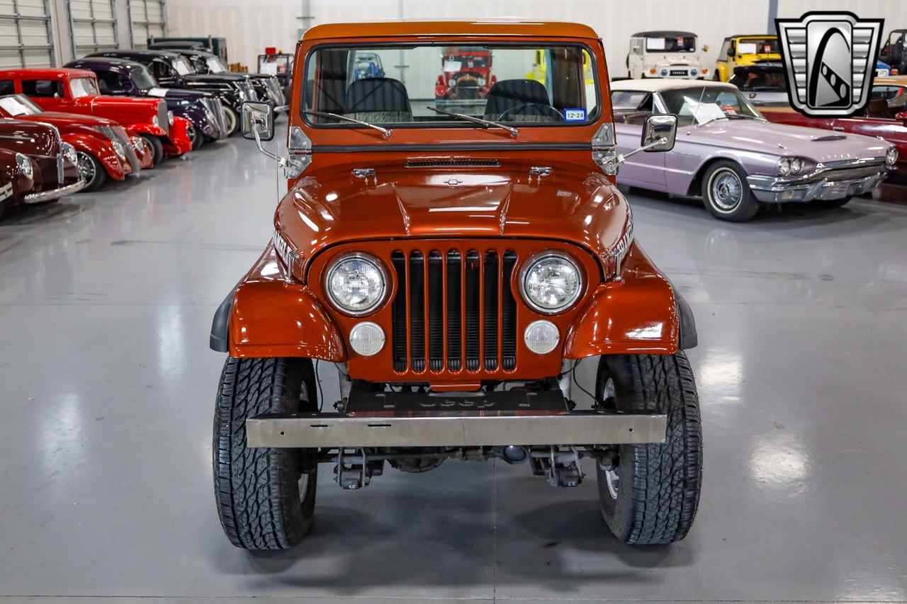 1982 Jeep CJ-8 Scrambler