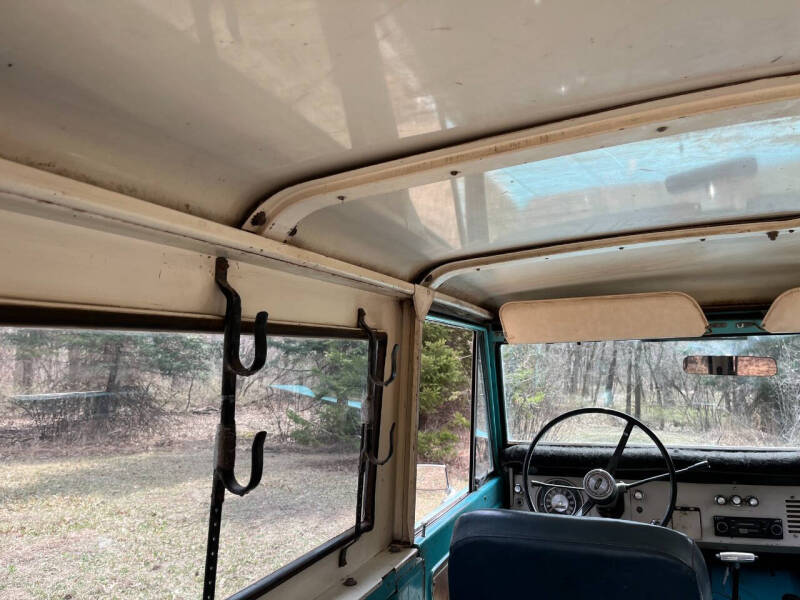 1967 Ford Bronco Wagon