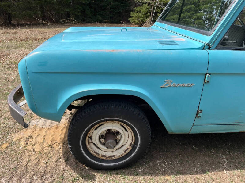 1967 Ford Bronco Wagon