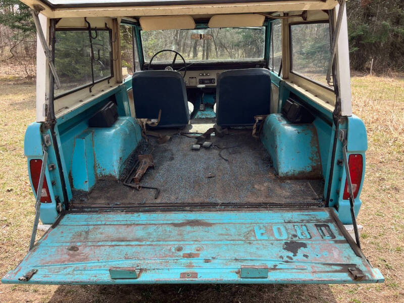1967 Ford Bronco Wagon